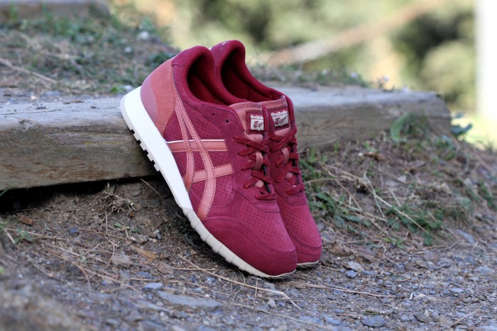 Colorado 85 Onitsuka Tiger Sneakers Barcelona granate
