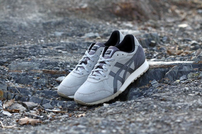 Colorado 85 Onitsuka Tiger Sneakers Barcelona gris